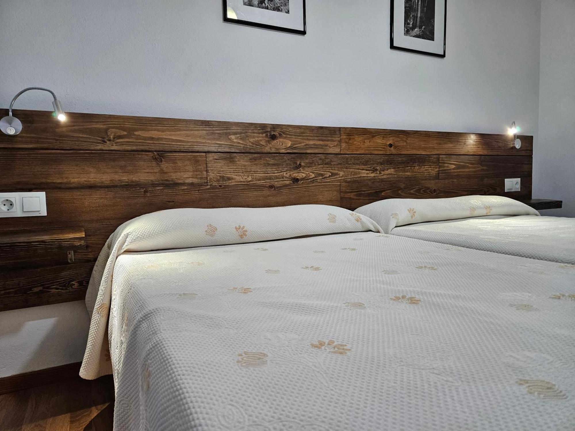 Vivienda Familiar Y Apartamentos Rurales La Branela Tapia De Casariego Luaran gambar